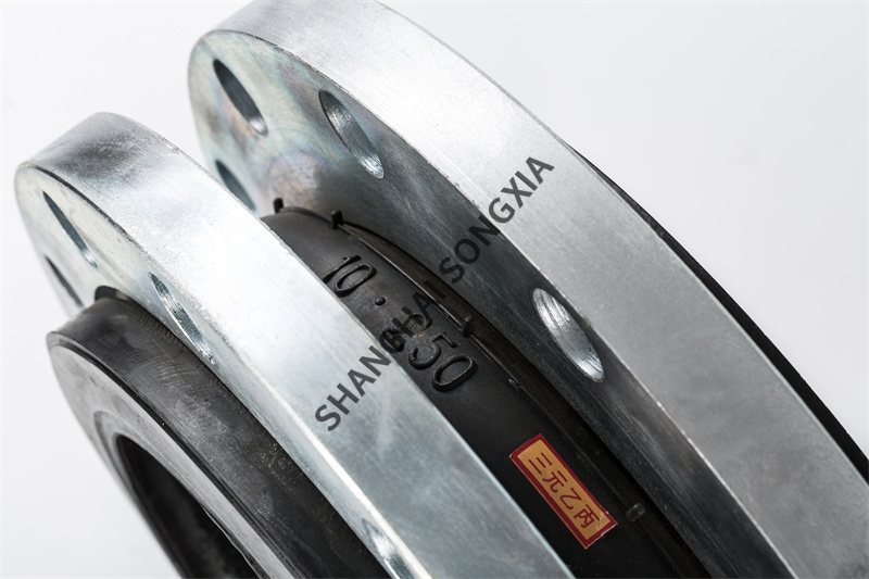 DN250變頻供水設(shè)備橡膠接頭為何在管道中被廣泛應(yīng)用？